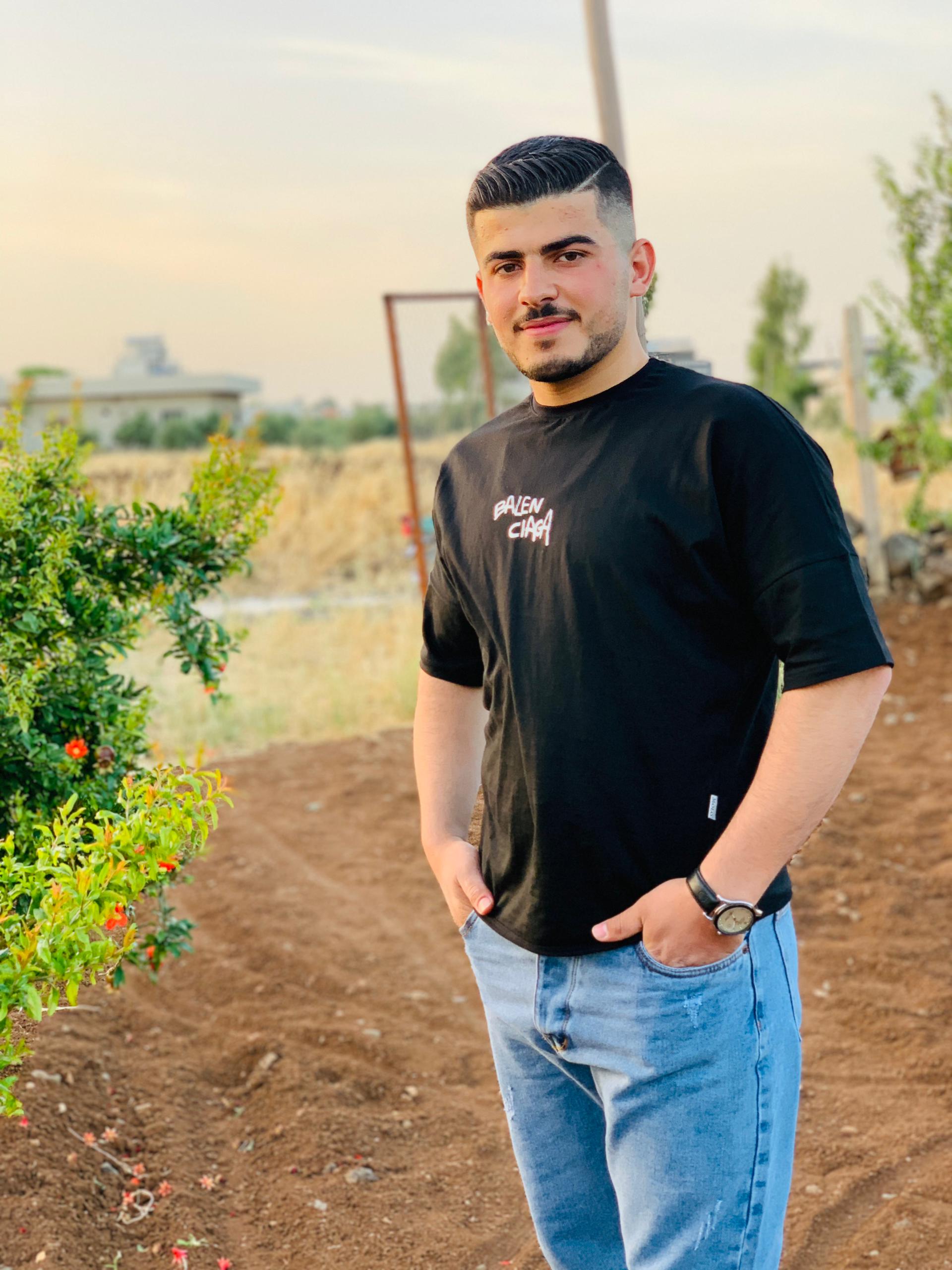 Ali okal_0BInk